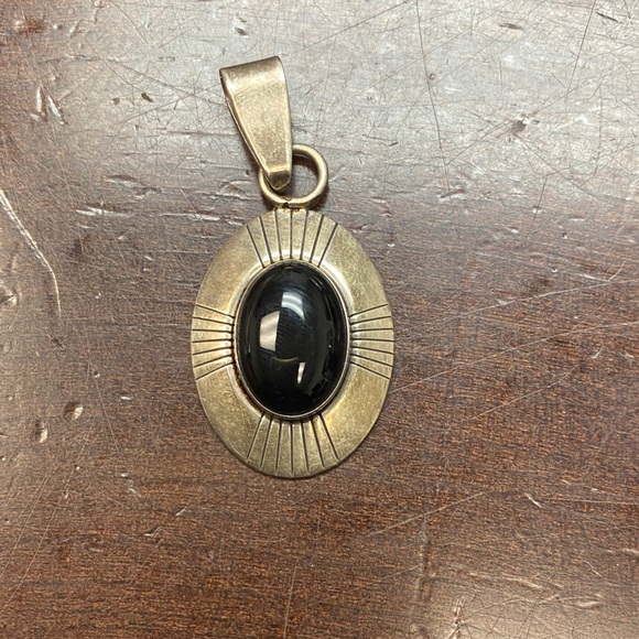 Jewelry - Navajo Ella Peter Black Onyx Sterling Silver Pendant